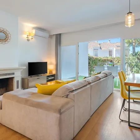 Wintowinrentals Townhouse, Pool & Beach