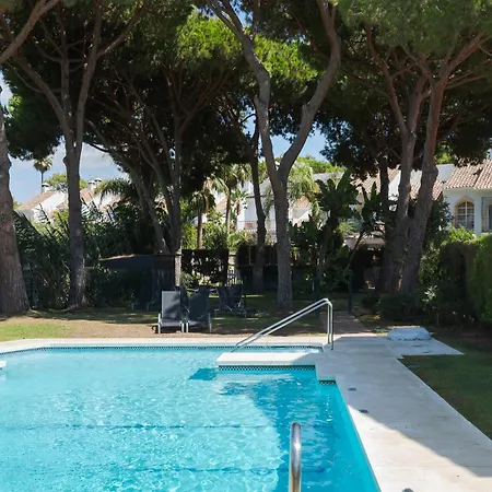 Wintowinrentals Townhouse, Pool & Beach Holiday home
