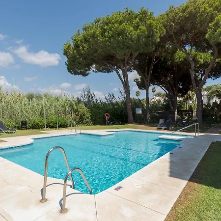 Wintowinrentals Townhouse, Pool & Beach Holiday home *