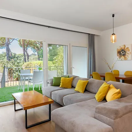 Holiday home Wintowinrentals Townhouse, Pool & Beach