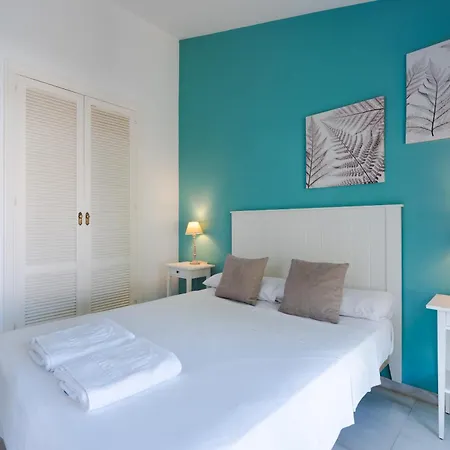 Wintowinrentals Townhouse, Pool & Beach Holiday home