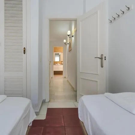 Holiday home Wintowinrentals Townhouse, Pool & Beach