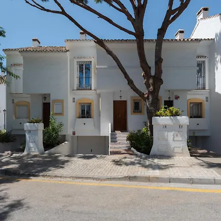 Holiday home Wintowinrentals Townhouse, Pool & Beach *